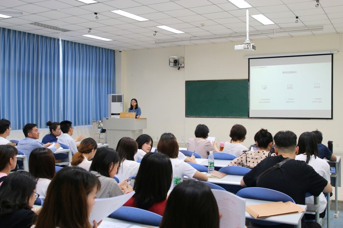 廣告系2019屆學士學位論文答辯順利舉行